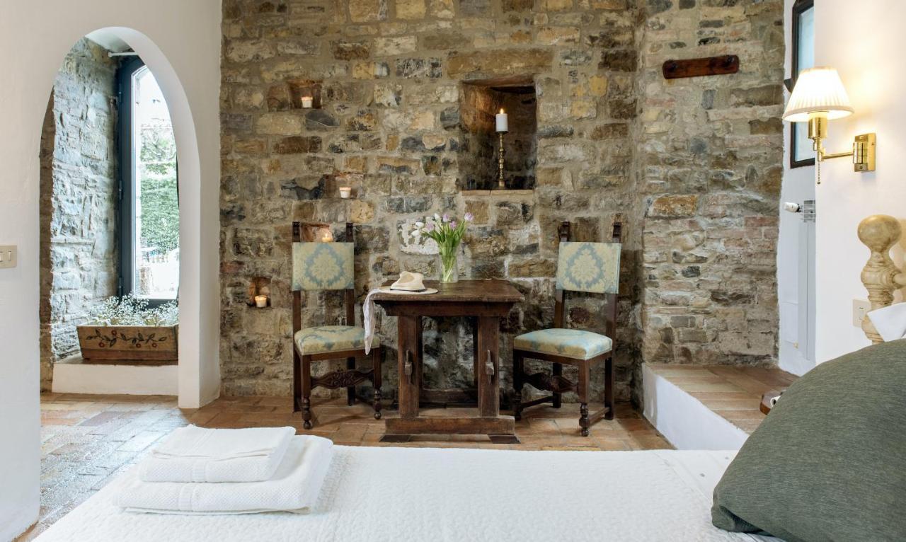 Torre Di Badia Bed & Breakfast Badia A Passigano Exterior photo