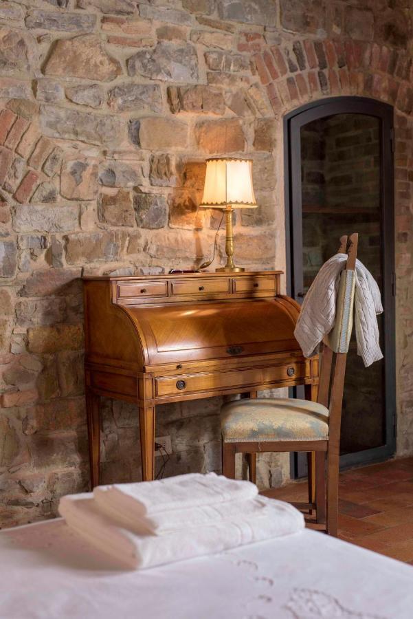 Torre Di Badia Bed & Breakfast Badia A Passigano Exterior photo