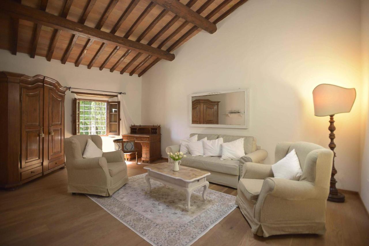 Torre Di Badia Bed & Breakfast Badia A Passigano Exterior photo